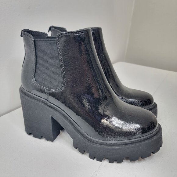 Soda Womens Black Chunky Platform Ankle Boots Size 6 Slip On Y2K Grunge Neutral - Picture 2 of 13